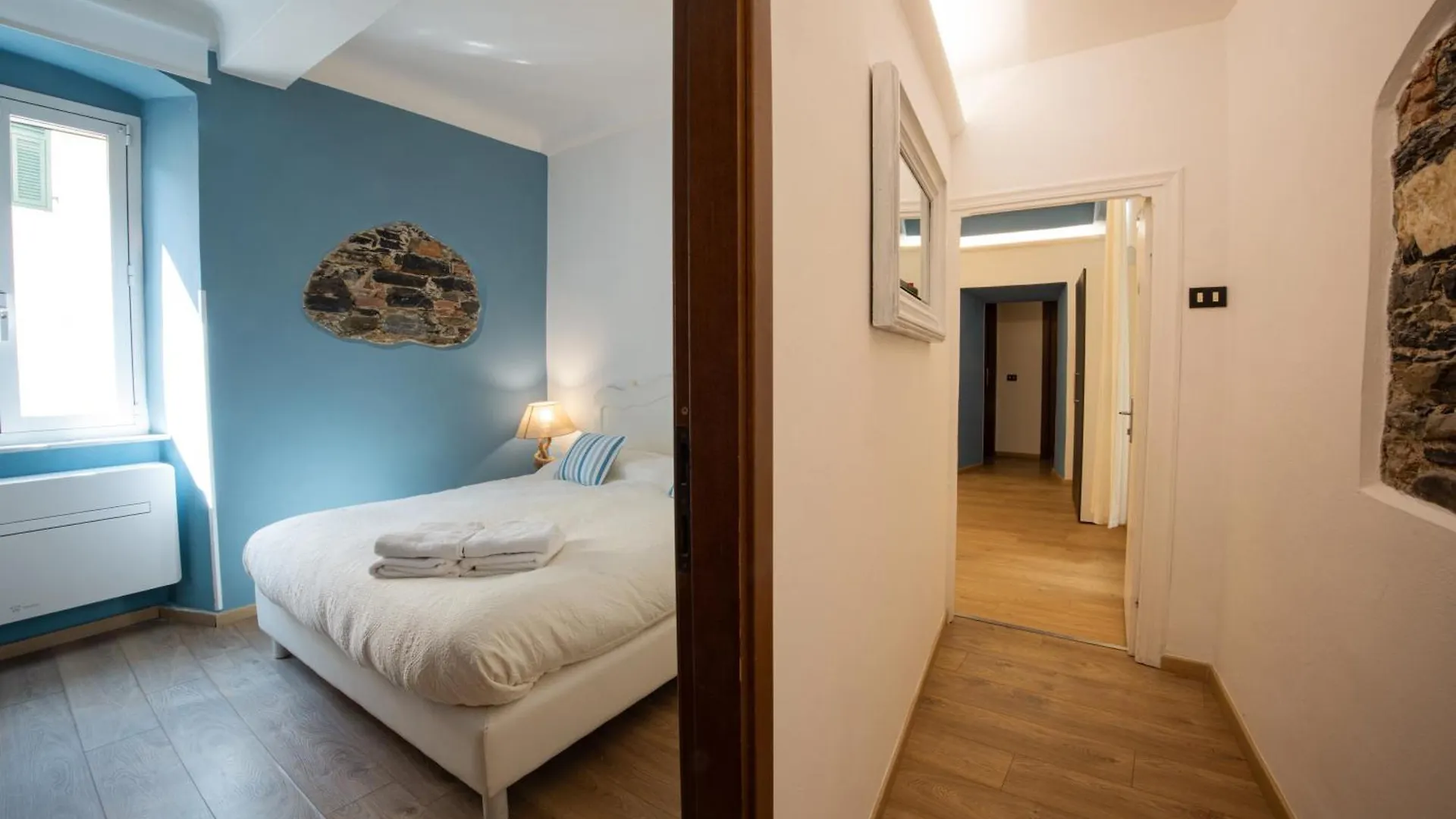 ゲストハウス About Italy Holiday Rooms And Apartments ポルトヴェーネレ